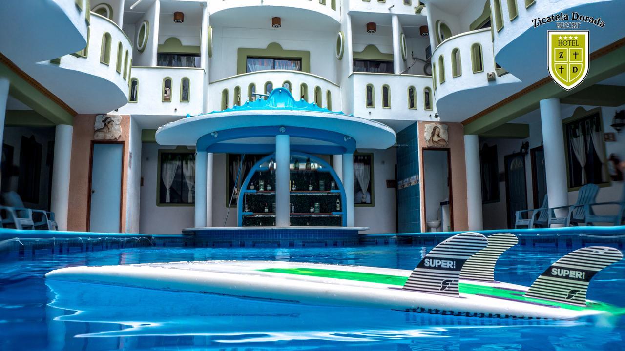 Hotel Zicatela Dorada ปูแอร์โตเอสกอนดิโด ภายนอก รูปภาพ